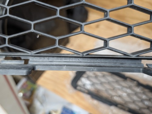 2005-2006 Infiniti G35 G35x SEDAN Front Lower BOTH Bumper Grilles - Factory SET - Picture 14 of 14