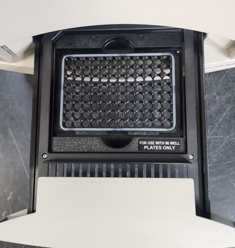 Applied Biosystems 7300 Real Time PCR System. - Afbeelding 3 van 8