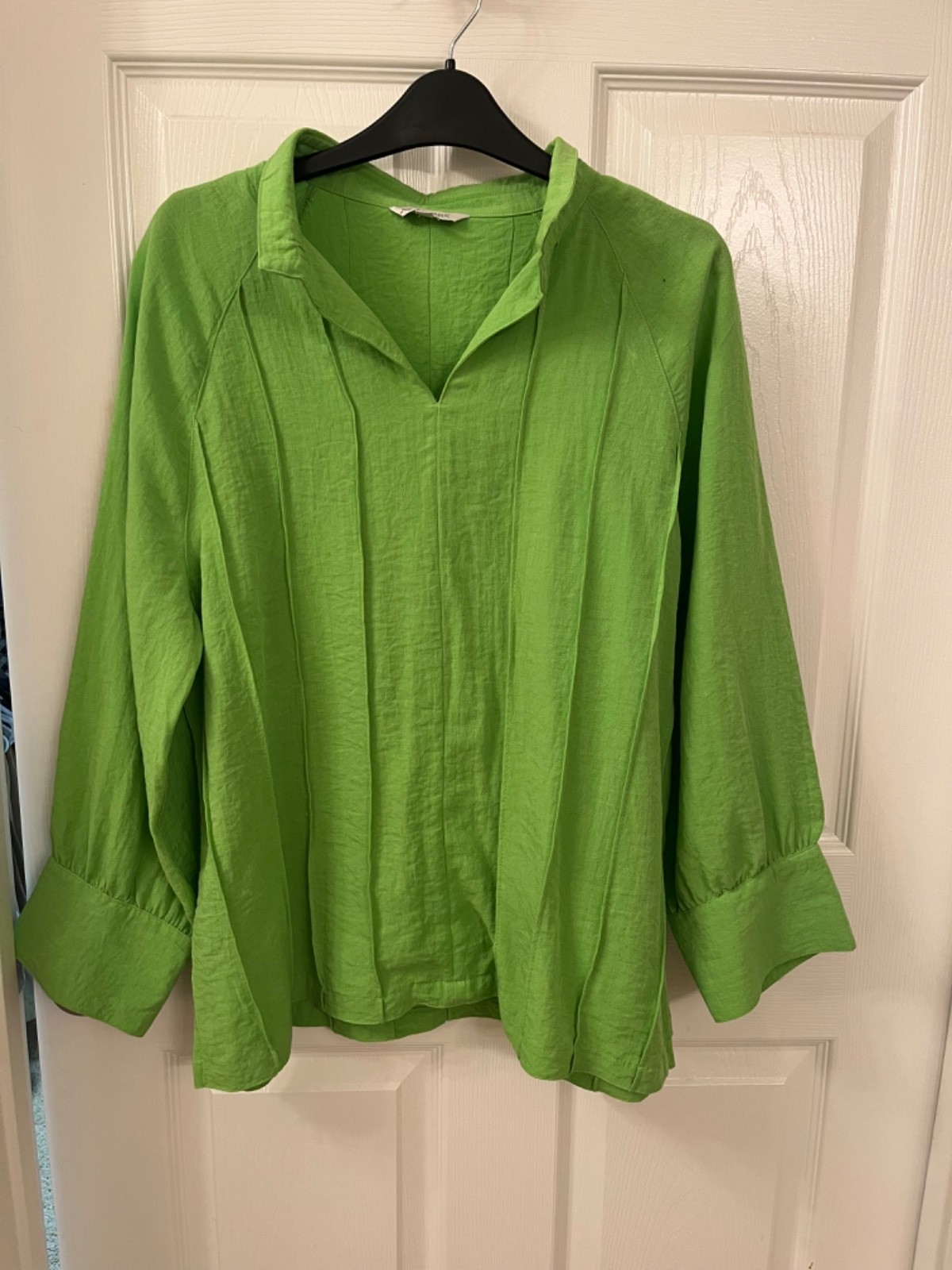 John Mark Wire Collar Split V-Neck 3/4 Sleeve Lim… - image 2