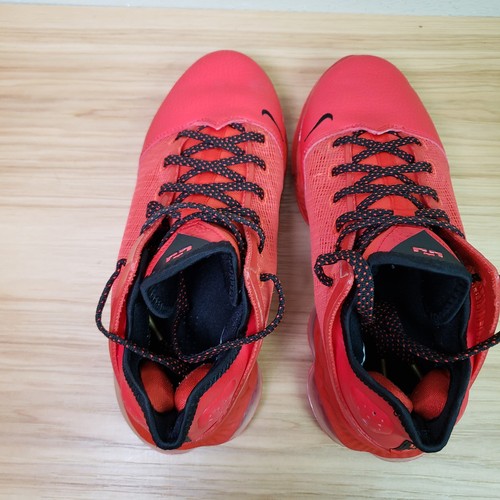 Nike Men's Size 8 Lebron 19 Low Crimson Red Sneakers Gold Swoosh Basketball Shoe - Picture 8 of 9
