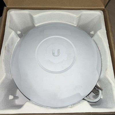 UNIFI UAP-AC-PRO SWX-UAPACHD ACCESS POINT