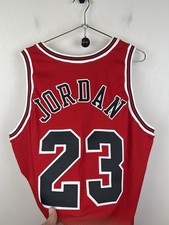 Preços baixos em Michael Jordan 46 Tamanho Camisas da NBA | eBay