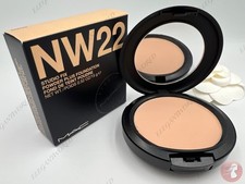 MAC Studio Fix Powder Plus Foundation, Full Size, 15g, Original Formula, NW22