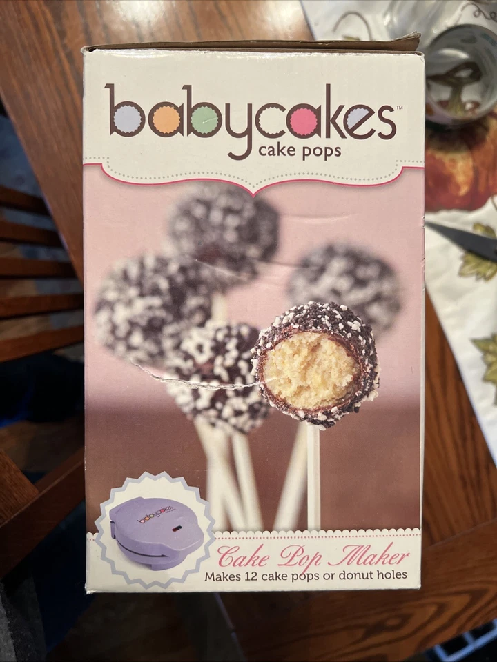 Babycakes Cake Pop Maker. NEW Electric Dessert Machine w/Molds - Image 3 of 4