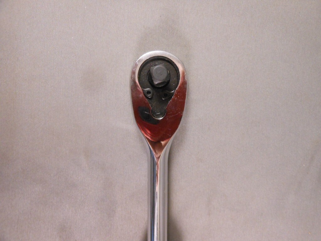 New Quinn 70590 1/4" 90 tooth Comfort Grip Low Profile Pear Head Ratchet Wrench