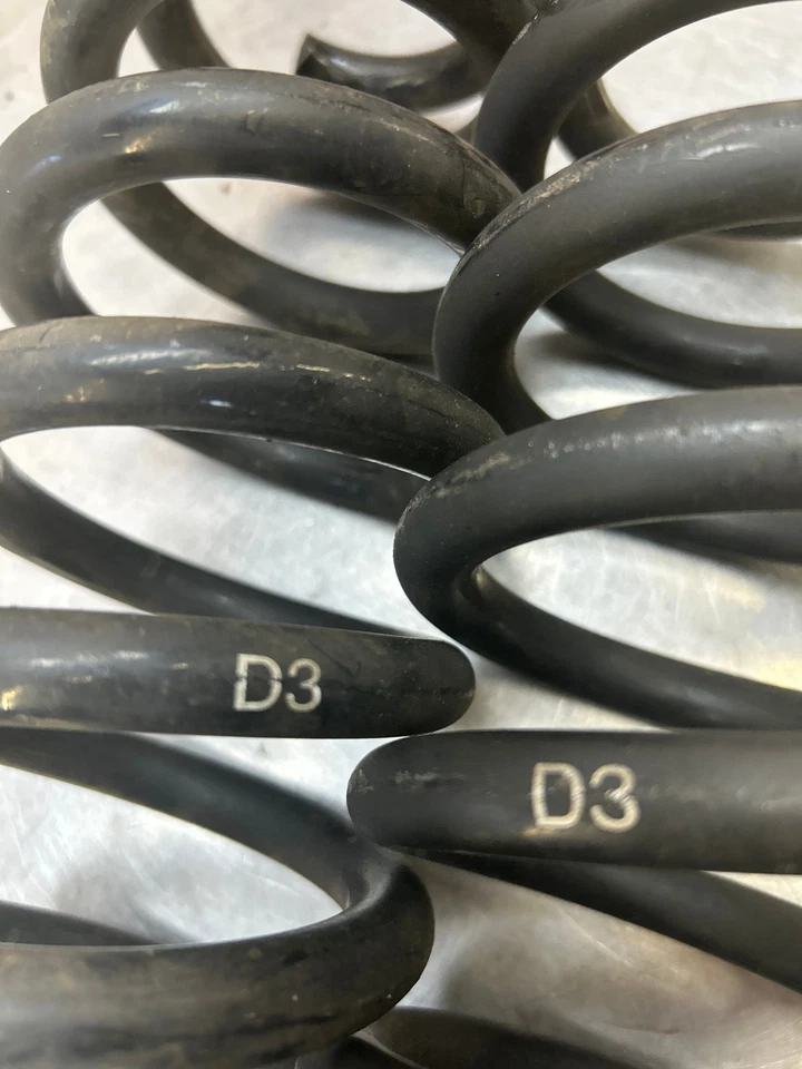 Molas helicoidais de suspensão traseira BMW E92 335i 2009 fabricante de equipamento original 15BGSEI - Imagem 4 de 4