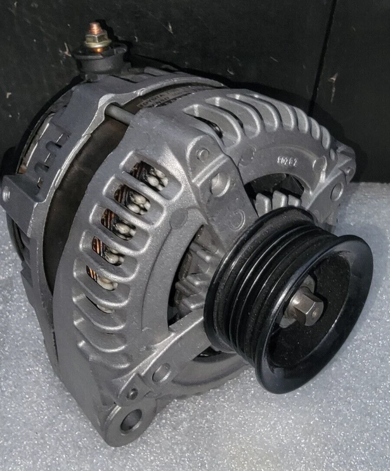 Toyota Land Cruiser V8 4.7L Alt 130 Amps "2006-2007" /OEM/RemanBy/RR_Alternators - Image 3 of 4