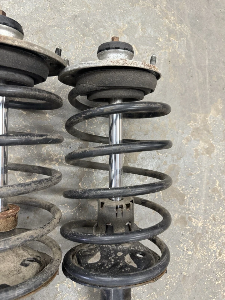 Par de puntales delanteros cargados Monroe Volvo V90 S90 940 resorte L y R 6819403 OEM #3880E Foto 3 de 4