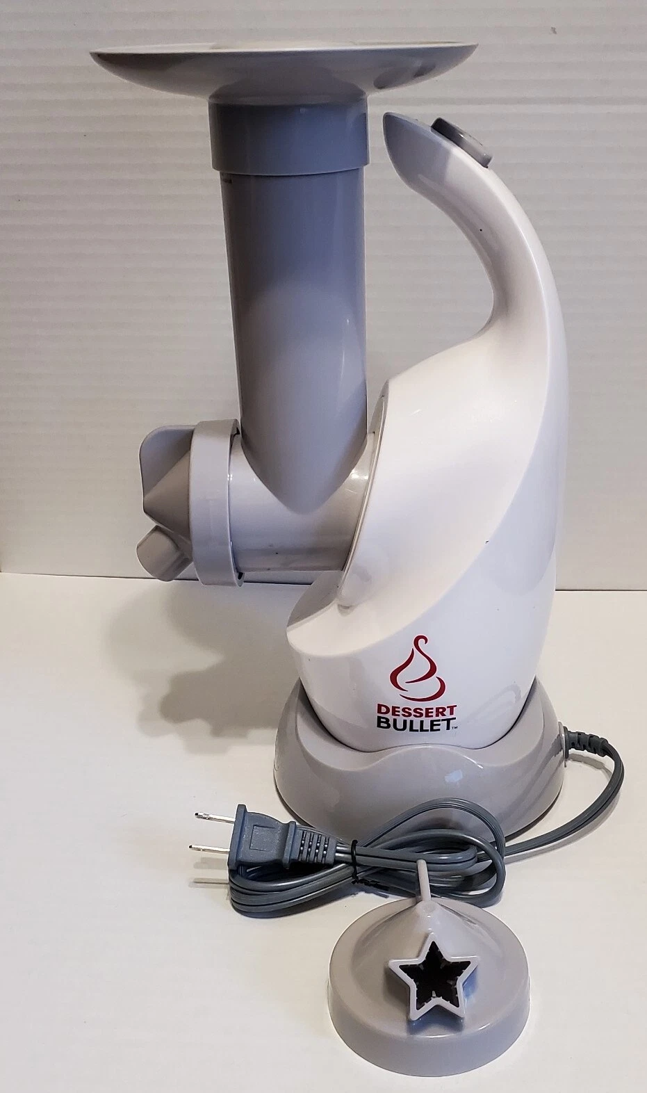 Magic Bullet Dessert Bullet DB-0101 Blender Works Great .