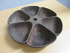 *Rusty* Cast Iron Cobblers Nail Wheel Only Sorter *No Base* A