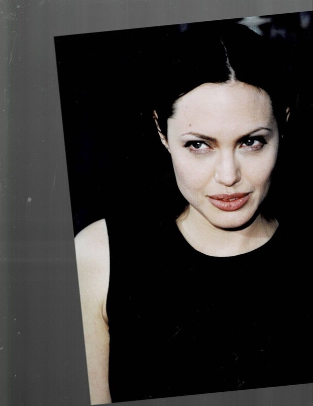 SUPER RARE!! ORIGINAL 8X10 YOUNG SEXY ANGELINA JOLIE PUBLICITY PHOTO!!