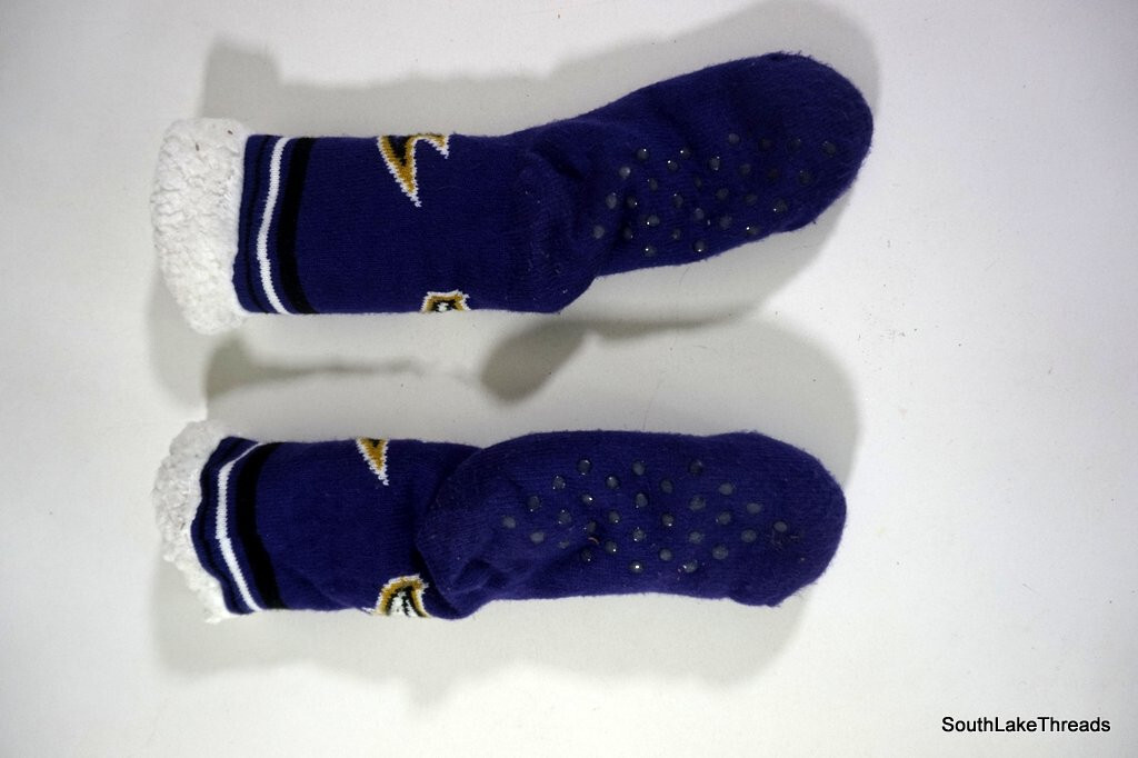 PANTOFOLA D’ORO Baltimore Ravens Calzini Fuzzy Pantofole Taglia Donna L (8 9) NFL Accoglienti Comode