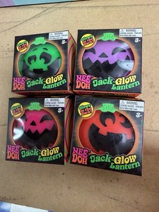 NeeDoh RARO Jack Glow Lantern Halloween Glow in Dark Squishy Set di 4 Schylling