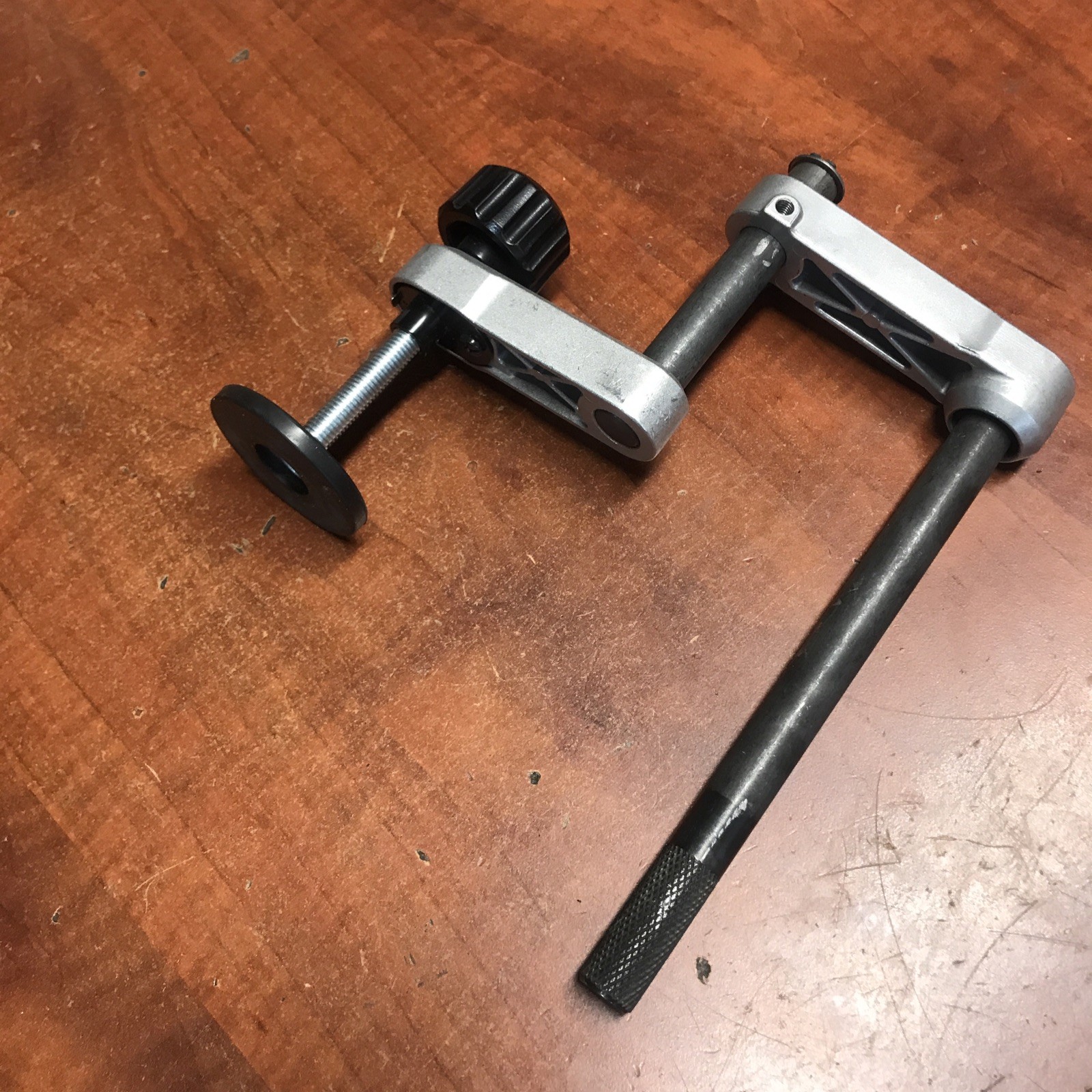 New OEM Part Material Clamp For Makita XSL06 36V Cordless Sl