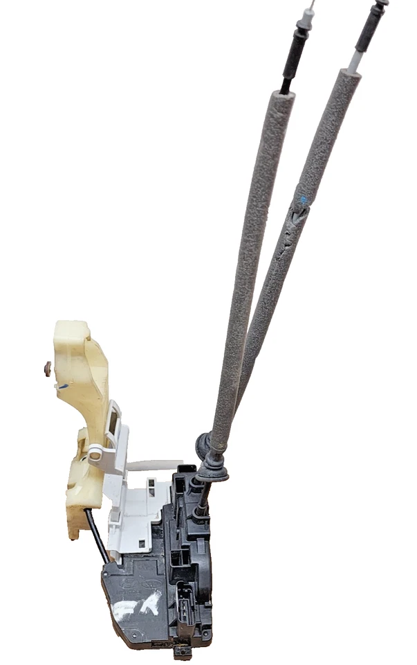 Actuador de cierre de puerta de paso delantero derecho Hyundai Azera 2006-2011 81320-3L031 Foto 4 de 4