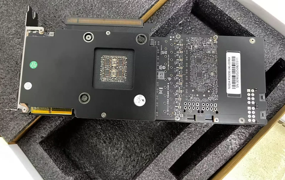 New NVIDIA GeForce RTX 3090 24GB GDDR6X 2SLOT Turbo GPU Graphics Card - Image 3 of 4