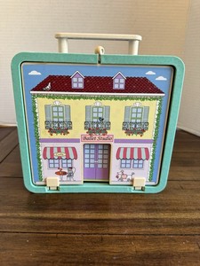 Jack Rabbit Creations Suitcase Playset Metropolitan Museum Of Art Ballet Studio
