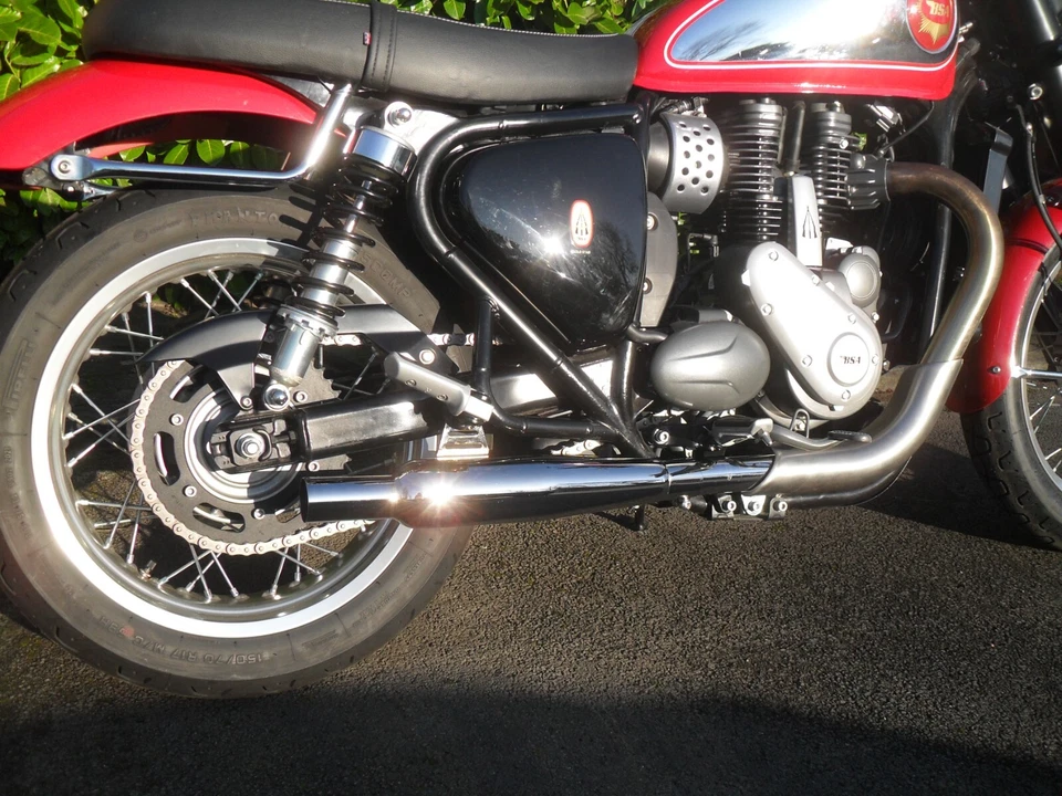 BSA 650 GOLD STAR CLASSIC SHORT SLIP-ON SILENCER WITH LINK PIPE - Image 3 of 4
