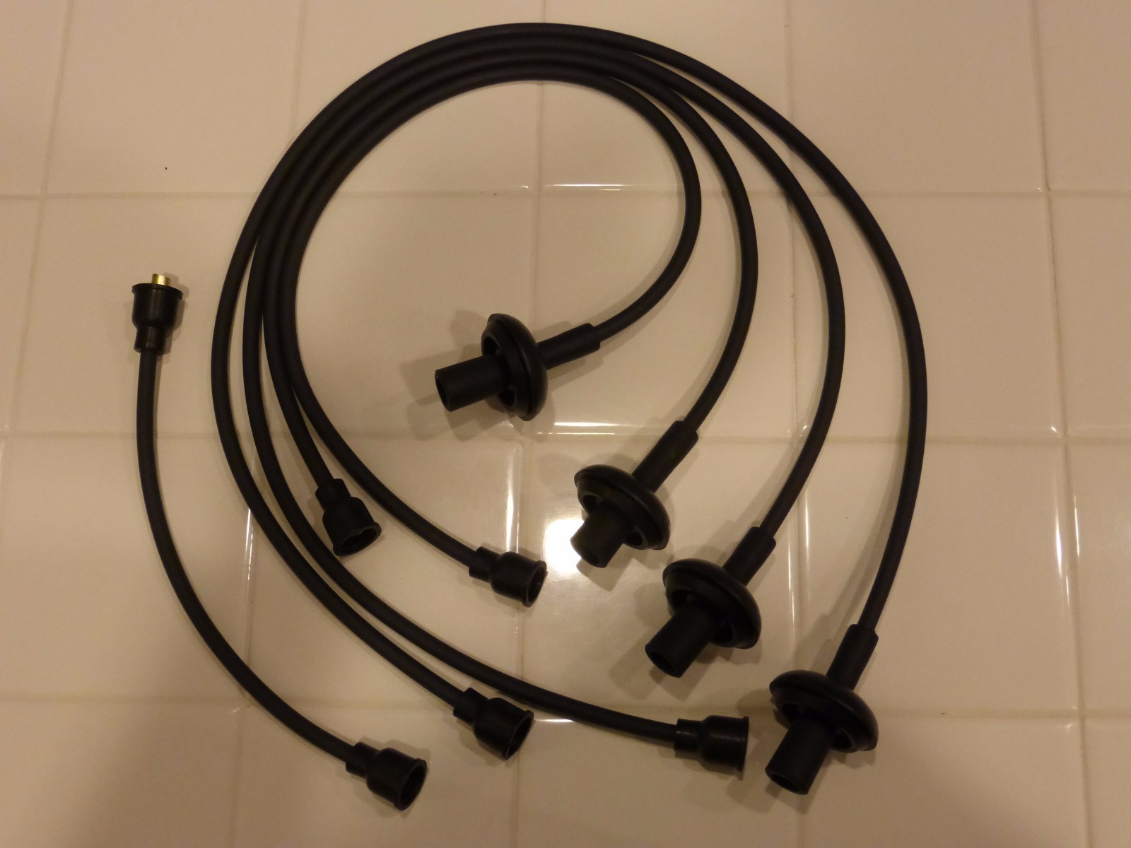 VW Spark Plug Wire Set. 111998031A. 12001600cc. Bug Bus Ghia VW