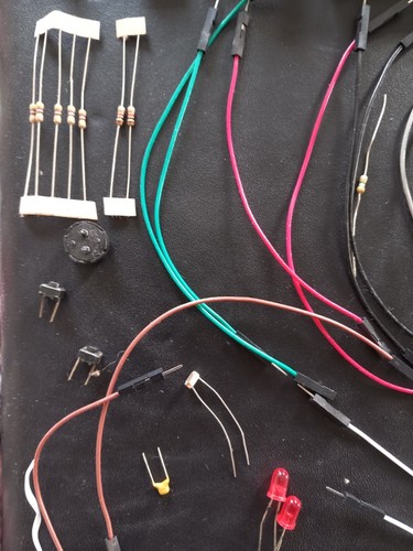 Raspberry Pi electronic starter kit (Monk makes) - Photo 7/24