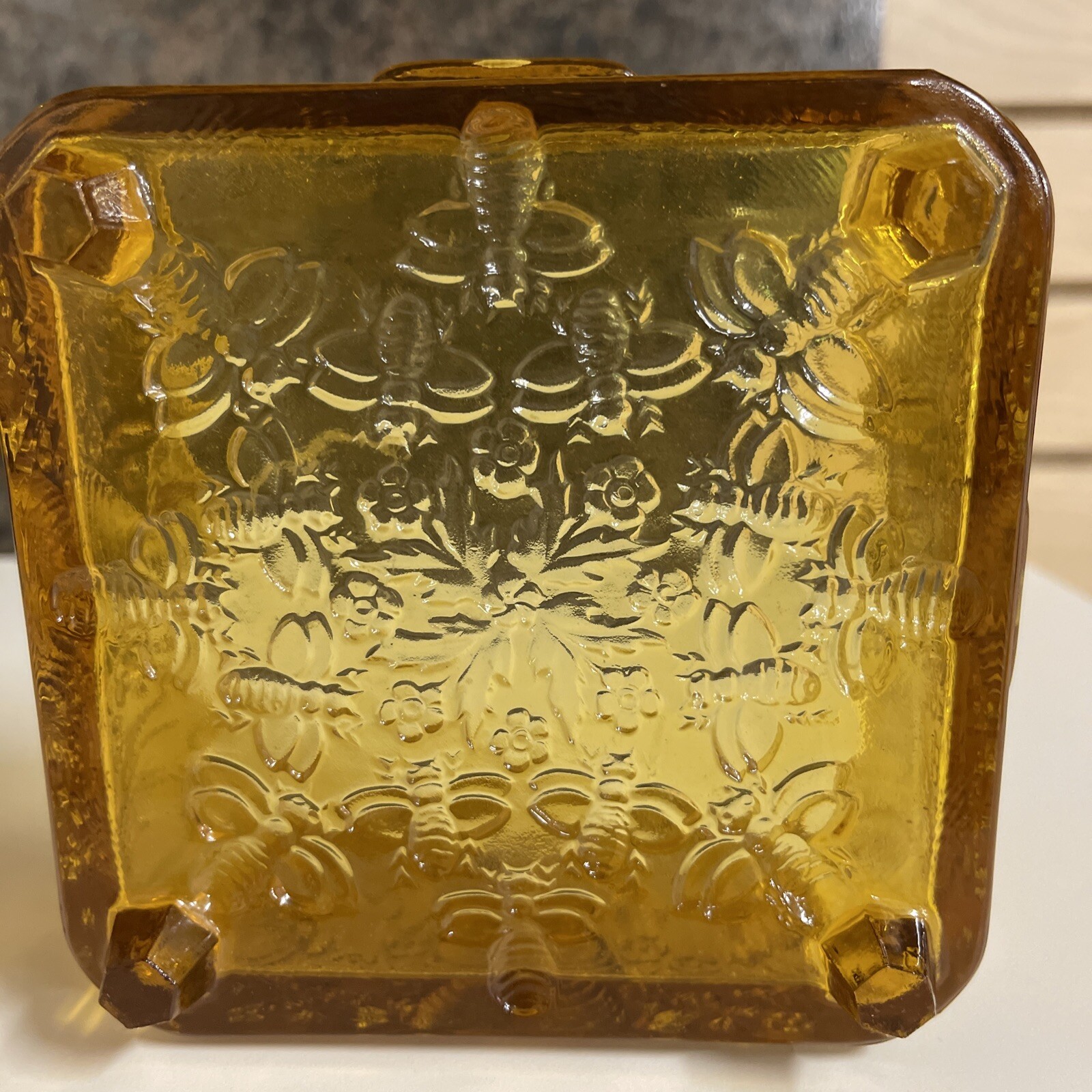 Vintage Indiana Tiara Honey Bee Beehive Candy Dish "AMBER" Very