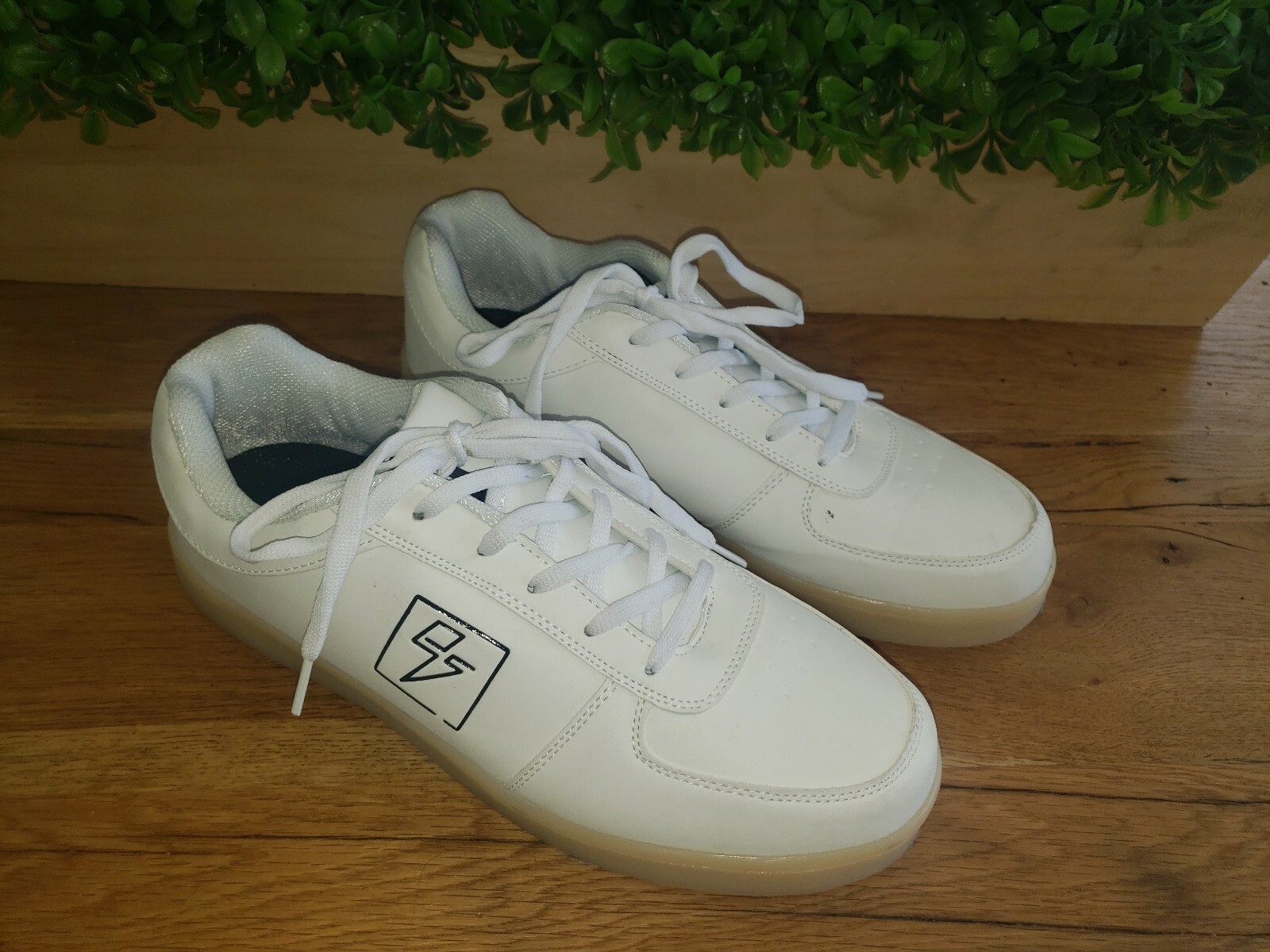 Electric Styles Light Up White LED Sneakers Shoes siz… Gem