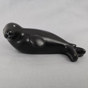 BOMA Of CANADA Inuit Black Soapstone Sea Lion Seal Hand Carved Figurine Vintage