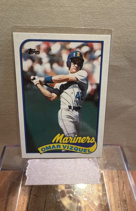 1989 Topps Traded - Omar Vizquel #122T (RC)