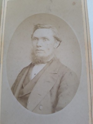 CDV Dapper Mann Bart von Henry Howell von Carmarthen - antikes viktorianisches Foto aa