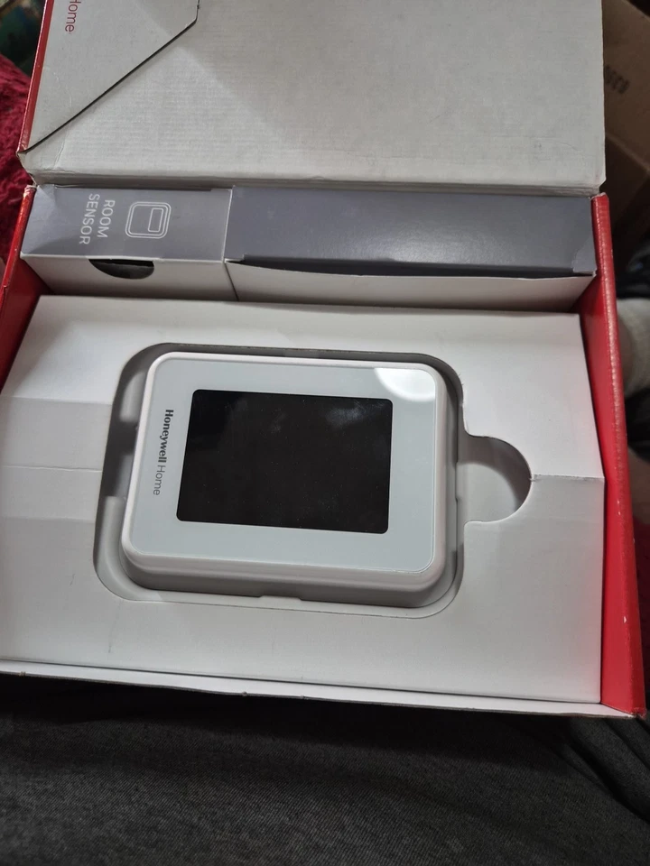 Honeywell Home T9 Wi-Fi Smart Thermostat with RoomSmart Sensor - White... - Image 3 of 3