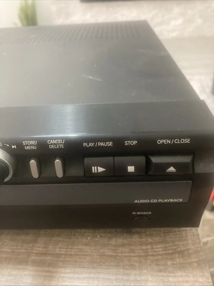 Phillips Cdr 775/17  Audio CD Recorder  excellent condition - Image 2 of 4