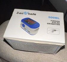 500BL Fingertip Pulse Oximeter Blood Oxygen Saturation Monitor with Batteries in