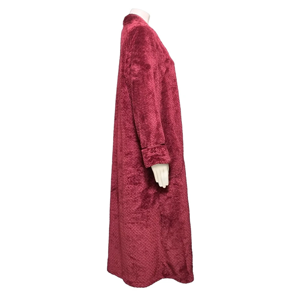 Bata de felpa con cremallera en zig zag Charter Club para mujer Foto 2 de 4