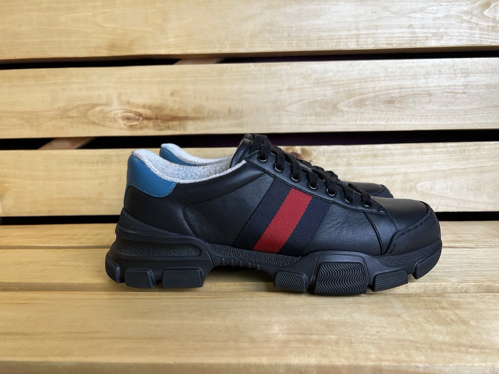 Chaussures homme Gucci baskets en cuir noir pointure UK 7,5 US 8, 41,5