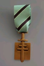 Croix de la Libération modèle Londres avec ruban 1er type 1941 DFL Reproduction 