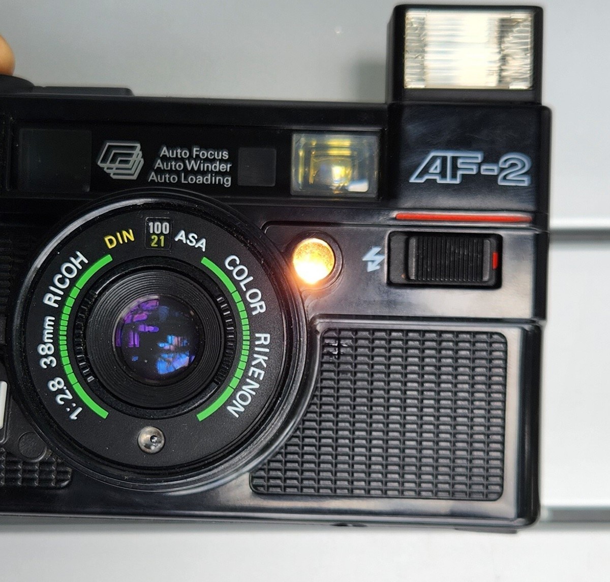 Vintage RICOH 38mm 1:2.8 Film Camera Compact AF-2 Powers On