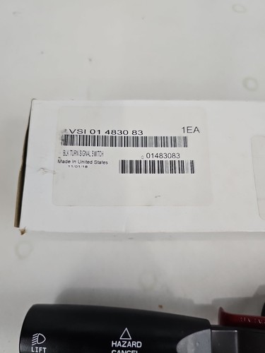 Freightliner VSI 01 4830 83 Turn Signal Switch - Picture 5 of 5