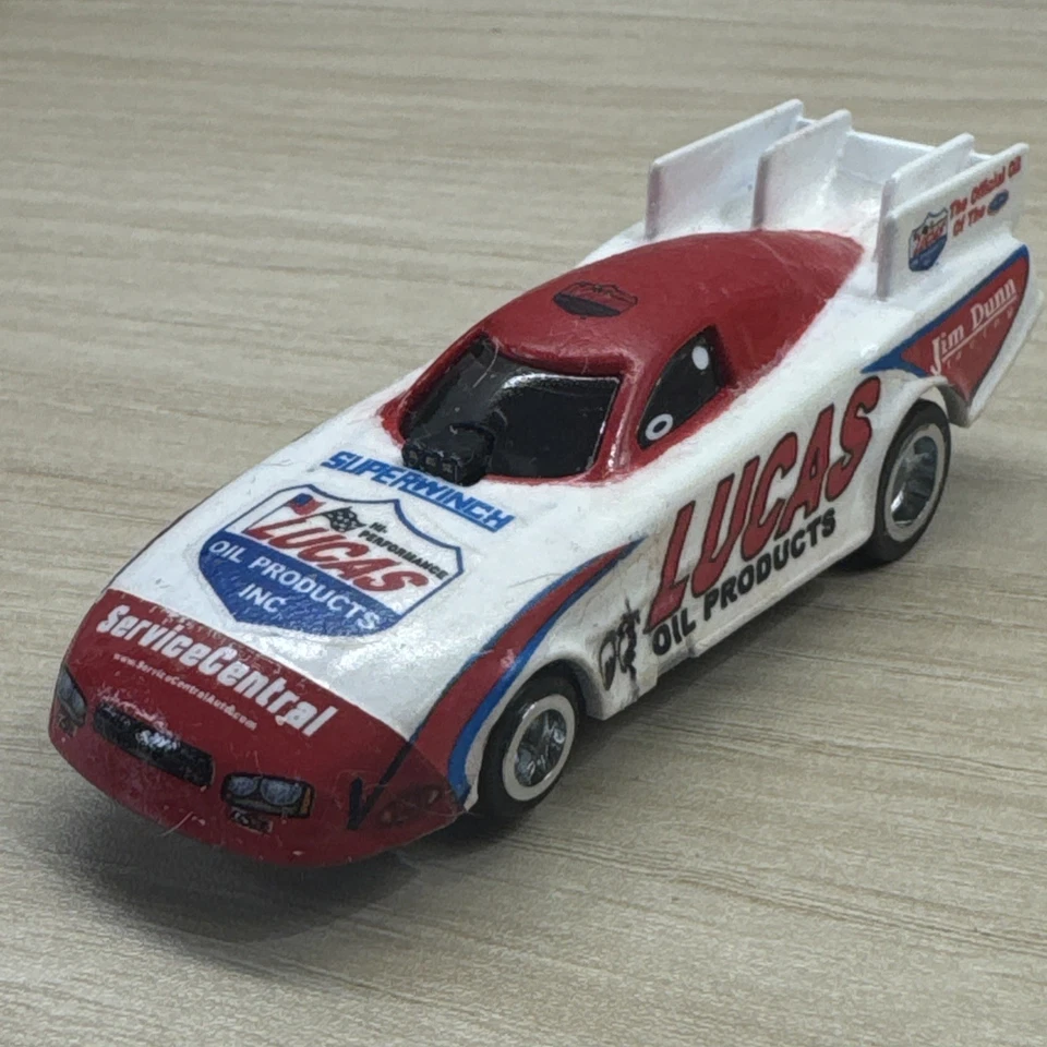 Custom Lucas Oil Funny Car HO Slot Car – Auto World Body Jag DR-1 Chassis - Fast - Image 2 of 4