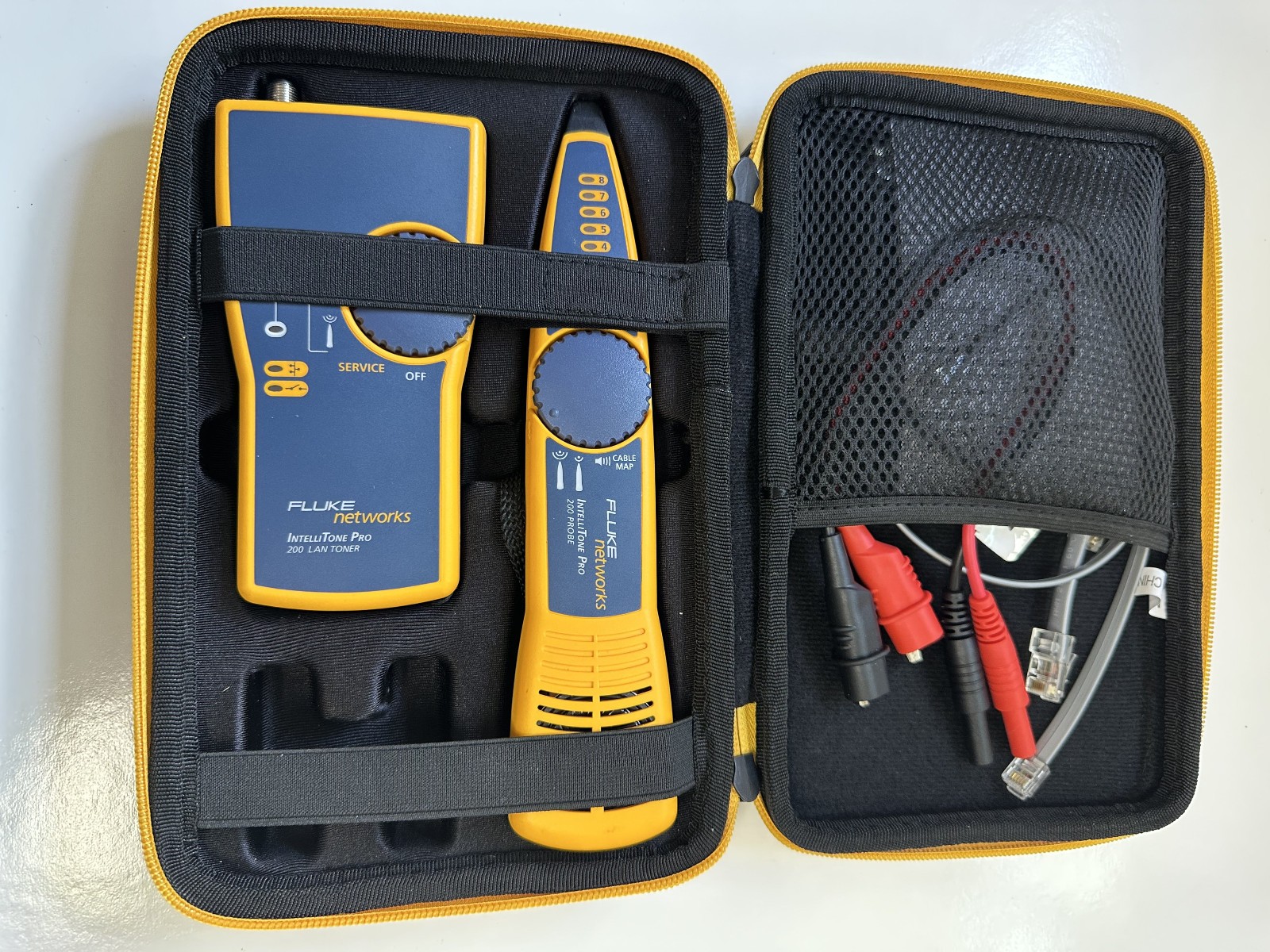 FLUKE NETWORKS INTELLITONE PRO 200 LAN TONER & PROBE KIT