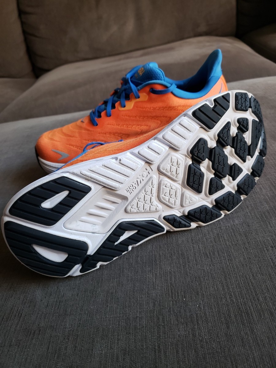 Size 9 - Hoka Men's Arahi 6 Trail Running Shoes WIDE Orange Blue