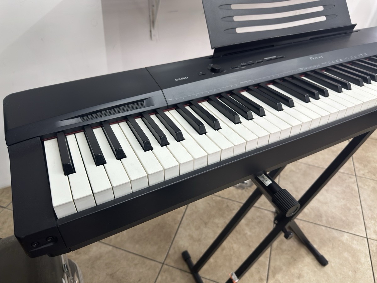 Casio Privia PX-160 Digital Piano 88-Key Weighted Keyboard