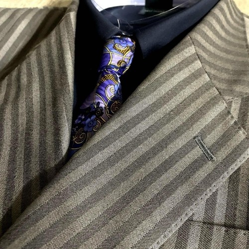 Conjunto de Traje de Lana Gianni Versace Doble Pecho Chaqueta a Medida Pantalones Rayas Gris - Imagen 6 de 19