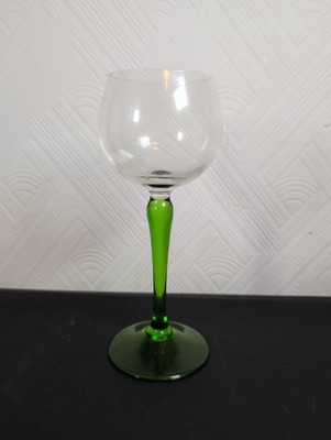 Vintage Wein Hock Glas mit grünem Stiel