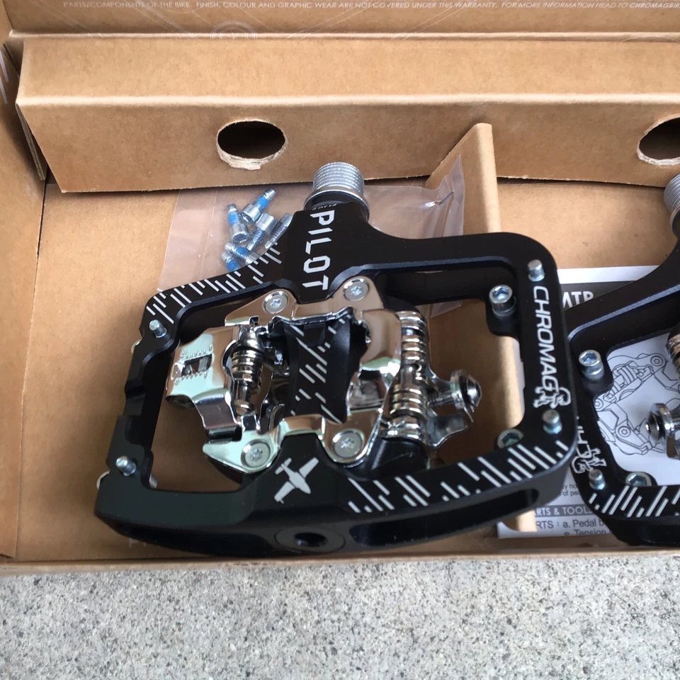 Pedales Chromag Pilot de doble cara sin clip, 9/16", negro #180-003-006 Foto 4 de 4