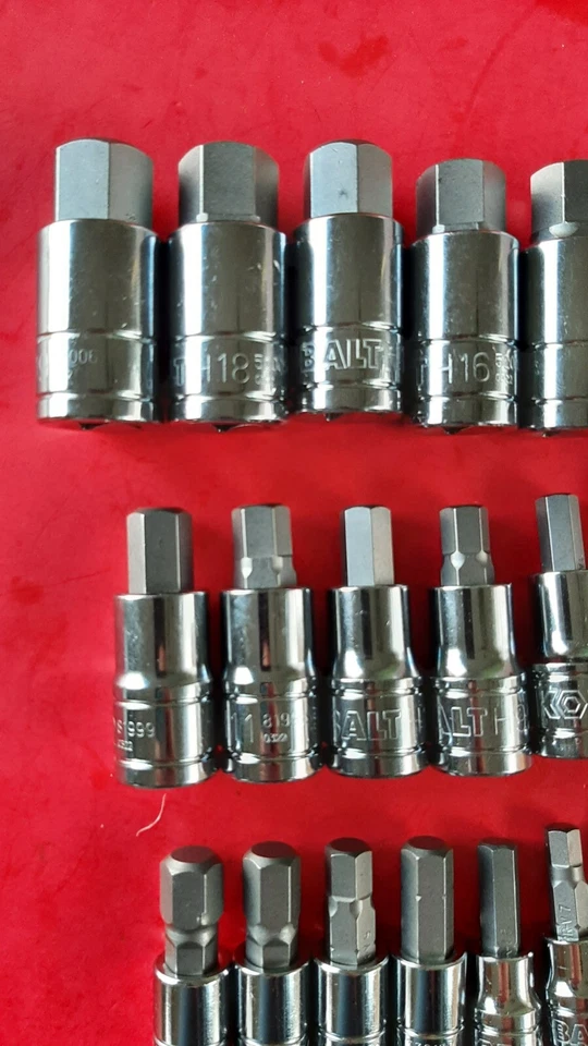 NEW KOBALT TOOLS 30pc 1/4" 3/8" 1/2" Drive METRIC Hex Bit Driver Socket Set - Image 4 of 4