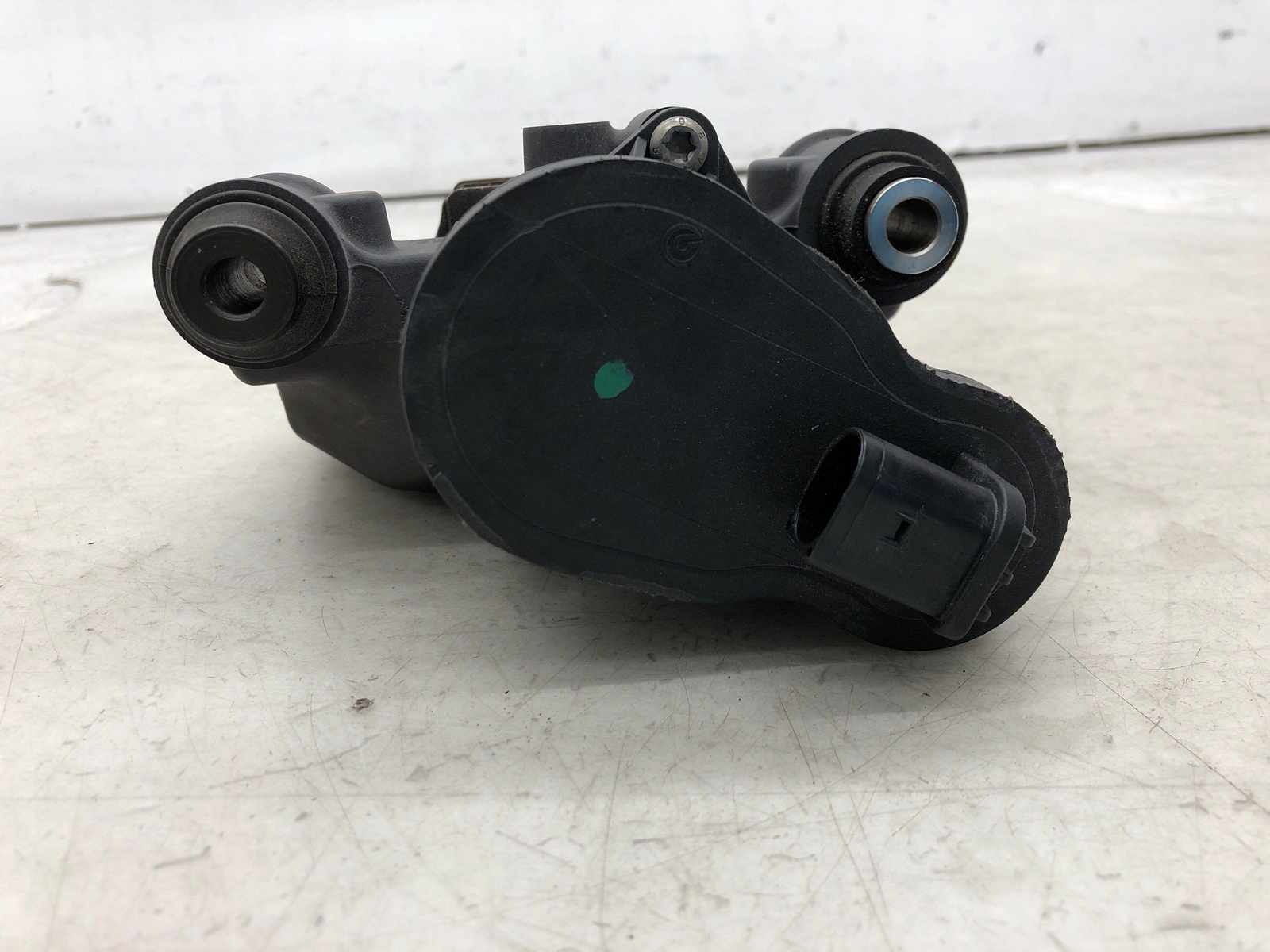2019-2023 ASTON MARTIN VANTAGE RIGHT REAR PARKING BRAKE CALIPER HY53-2K328-BB