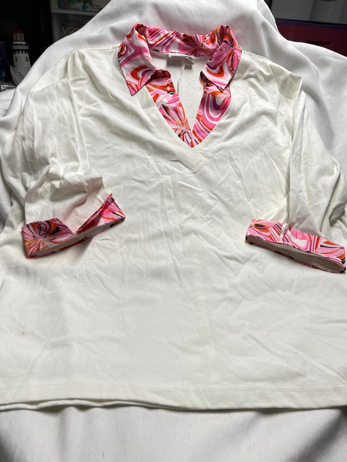 LOT 3313- VENEZIA- Women's White Top with Pink  Collar and Cuffs  - Size 2X