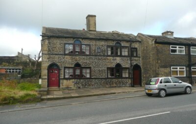 Photo 6x4 18C semis, Catherine Slack, Queensbury Queensbury/SE0930 A pai c2008