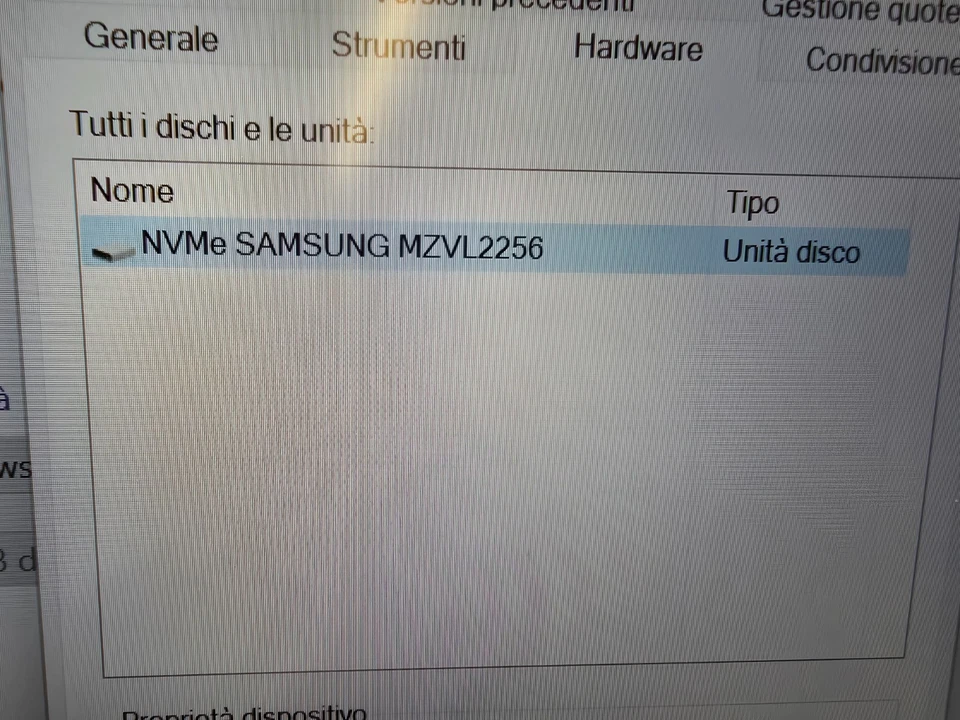 Dell Latitude 7400 · i5-8265U · 8GB · 256GB, foto 4 di 5