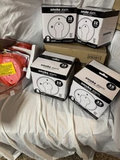 Kidde i12040A Smoke Alarm 3-Pack – Hardwired AC/DC + 9V Backup – Brand New